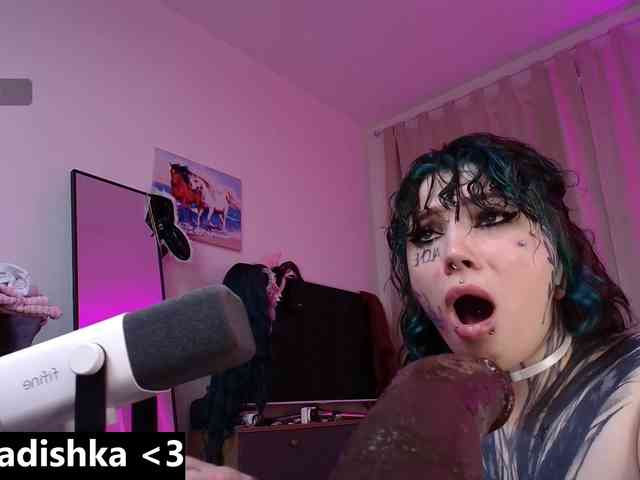 tradishka webcam