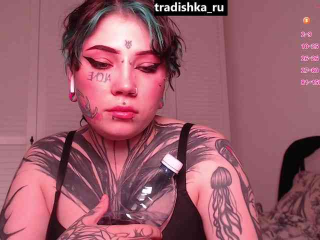 tradishka webcam