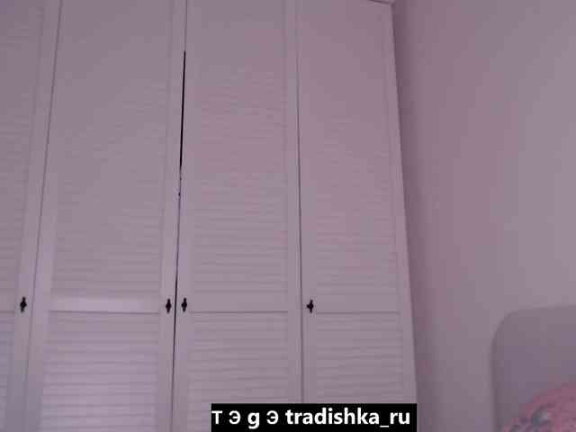 tradishka webcam