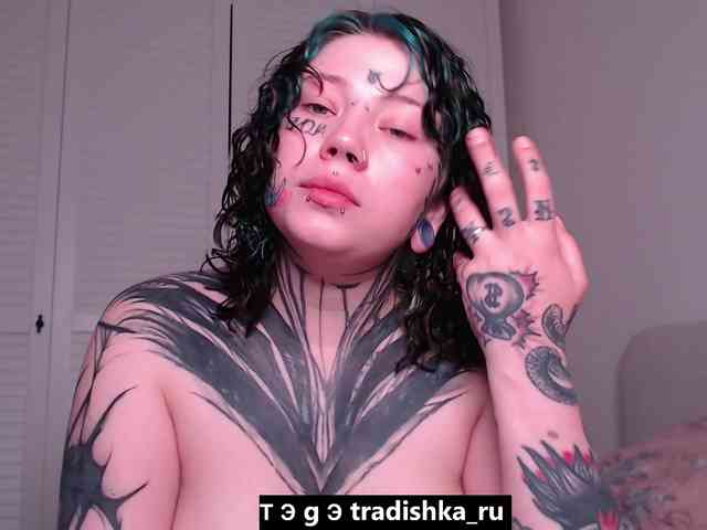 tradishka webcam