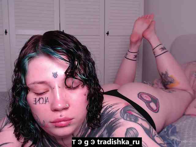 tradishka webcam