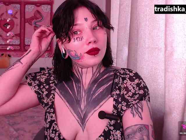 tradishka webcam