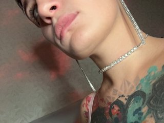 ALIEN_GIRL