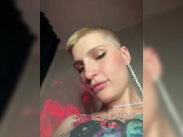 absinthegirl live sex