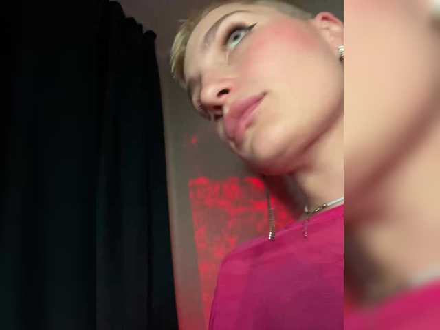 absinthegirl live sex show