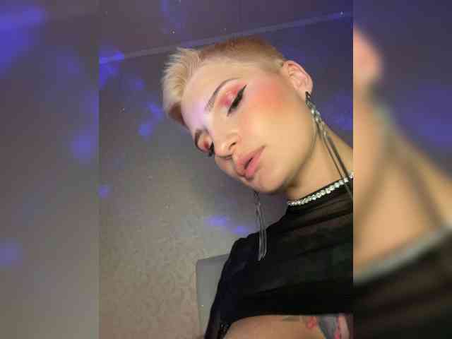ALIEN_GIRL webcam