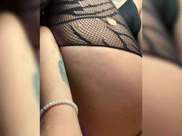 ALIEN_GIRL webcam