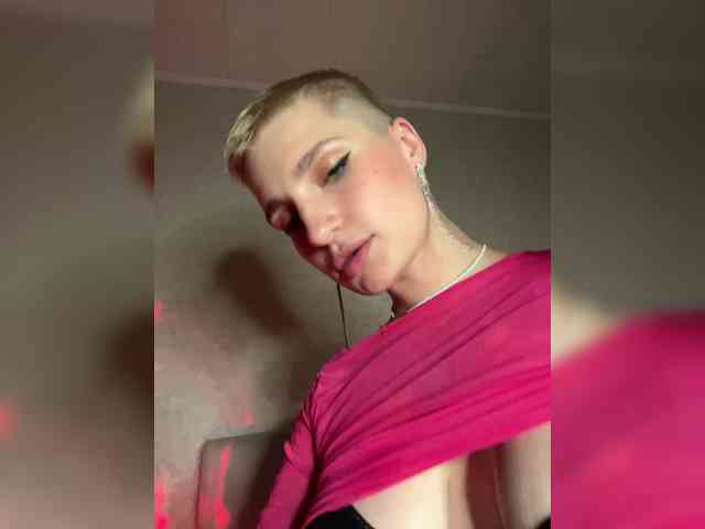 Model: STARGAZZZM