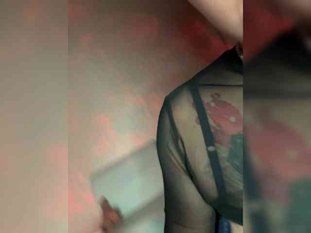 ALIEN_GIRL