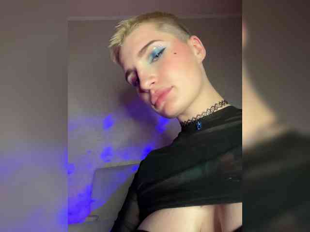 AbsintheGirl Sex Cam Show
