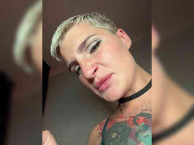 ALIEN_GIRL webcam