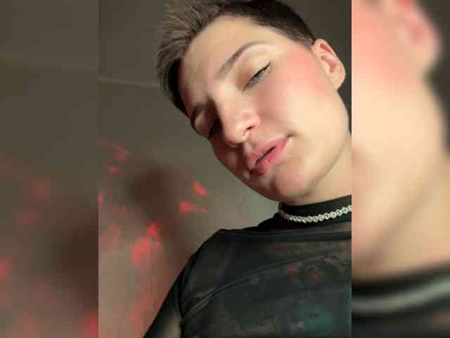 ALIEN_GIRL