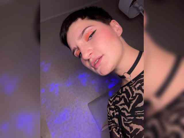 ALIEN_GIRL webcam