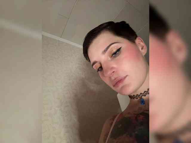 ALIEN_GIRL webcam