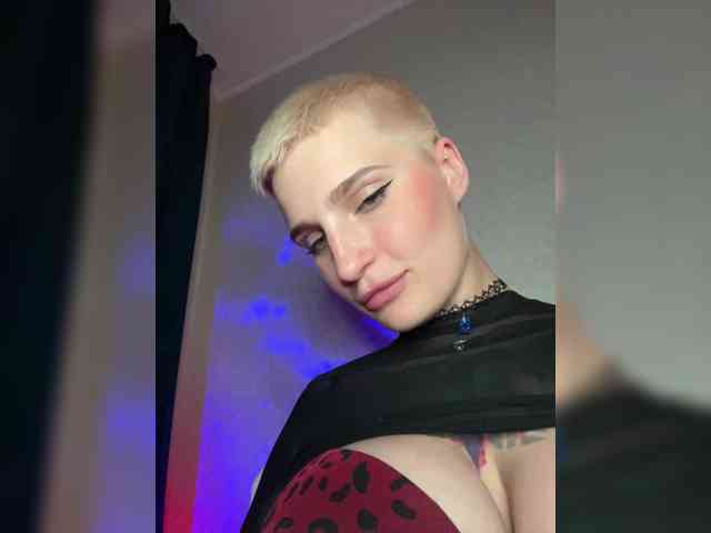 ALIEN_GIRL webcam