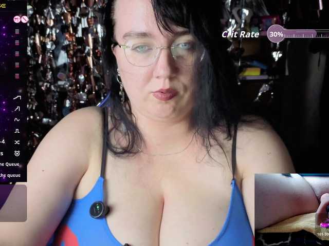 LeonaSona live cam on BongaCams