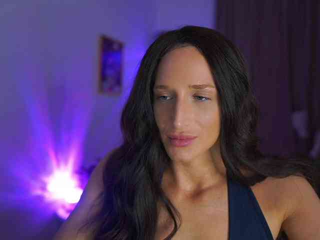 NicoletteShea01 webcam