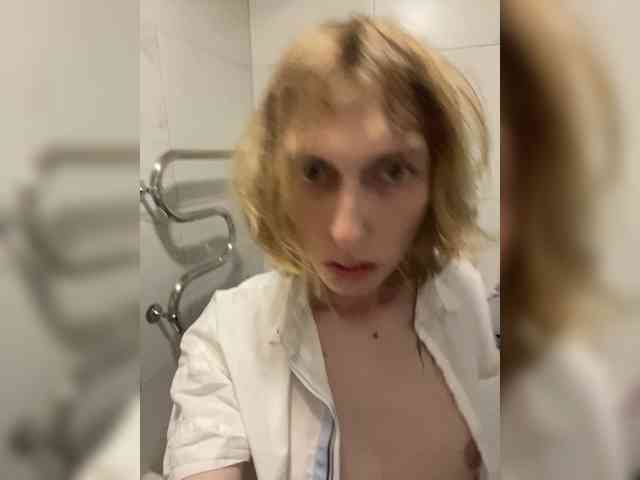 Leokix's cam show statistics and live stream