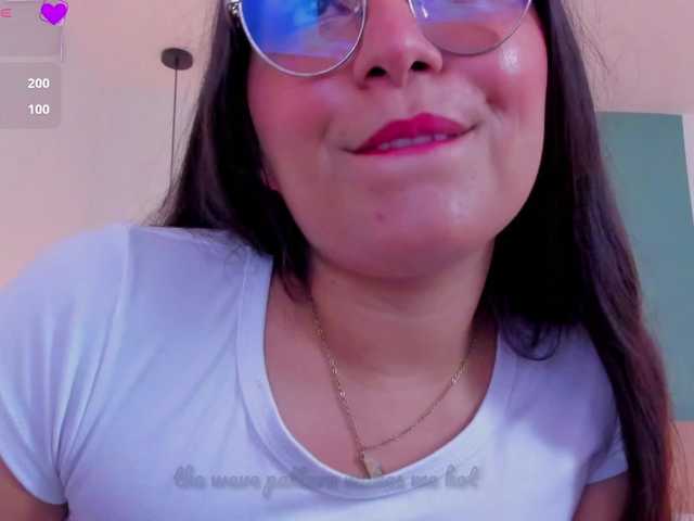 lucy-blue28 live cam on BongaCams