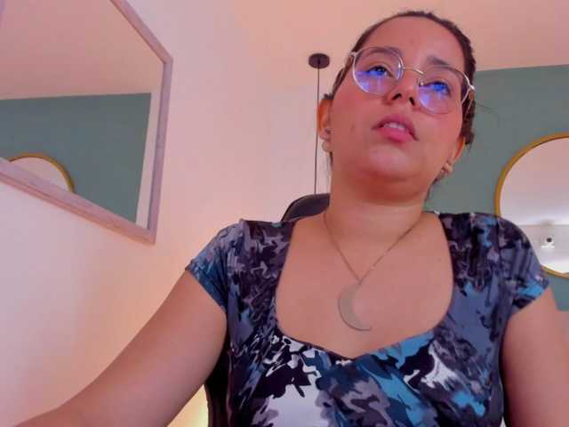 lucy-blue28