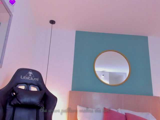 lucy-blue28 live cam on BongaCams