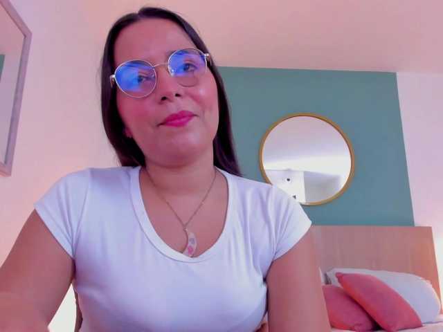 lucy-blue28