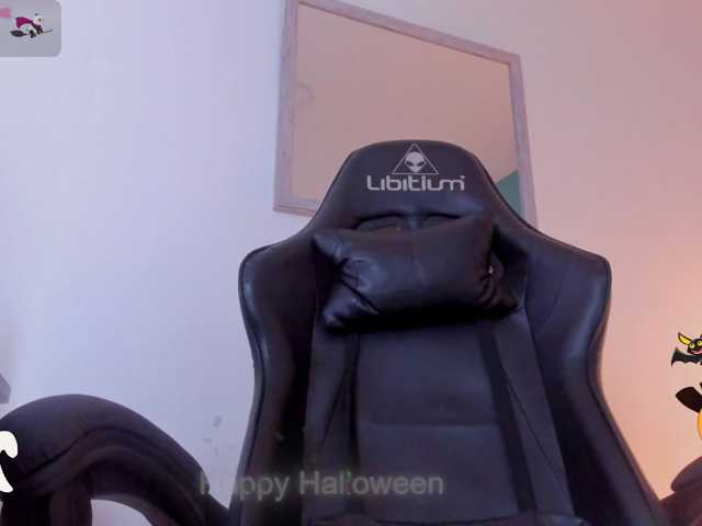 lucy-blue28, en directo ahora en BongaCams