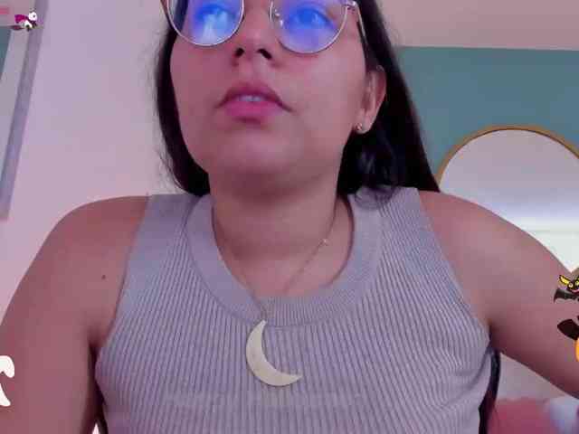lucy-blue28
