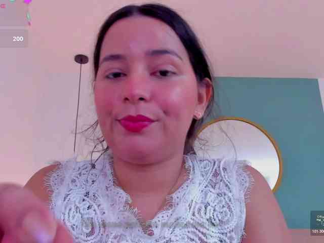 lucy-blue28 webcam