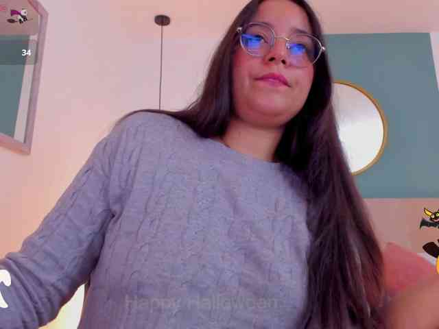 lucy-blue28