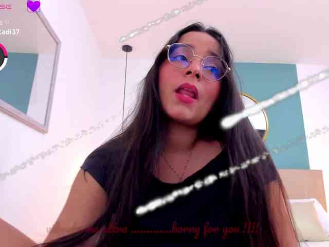 lucy-blue28 webcam
