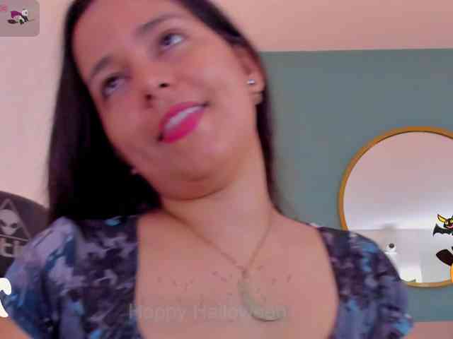 lucy-blue28