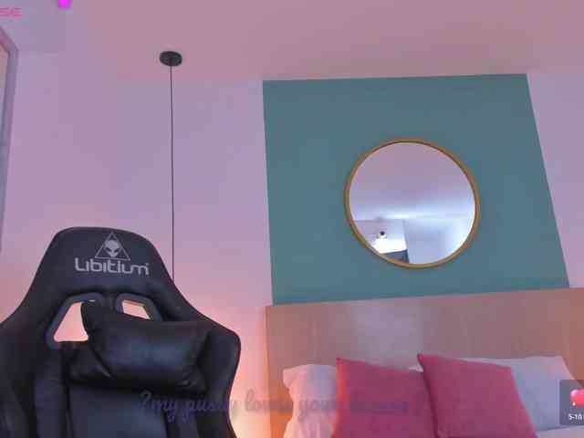 lucy-blue28