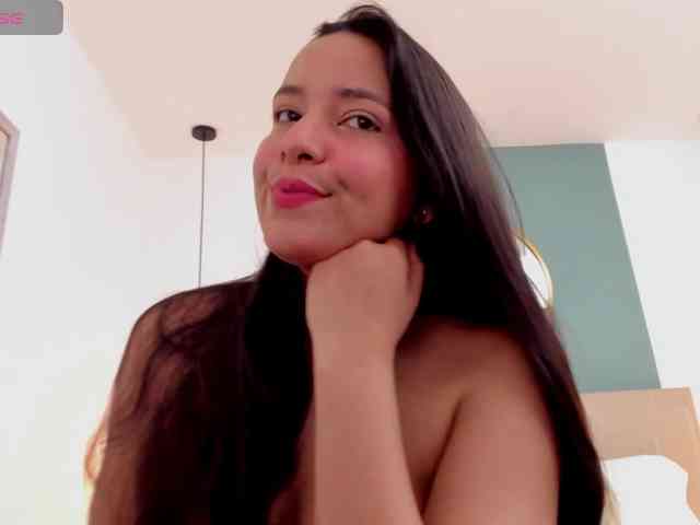 lucy-blue28 webcam