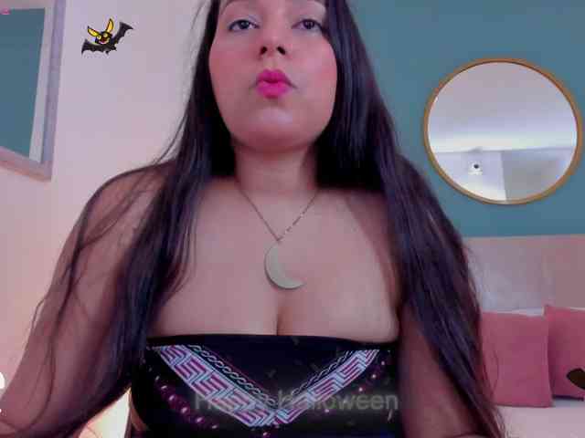 lucy-blue28