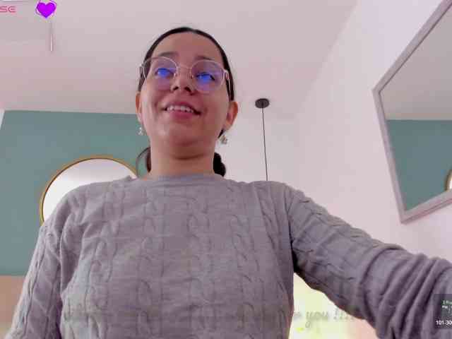 lucy-blue28 webcam