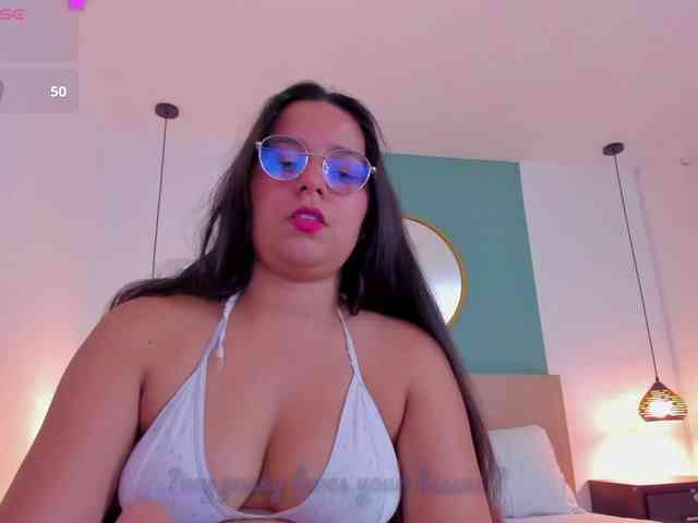lucy-blue28 webcam