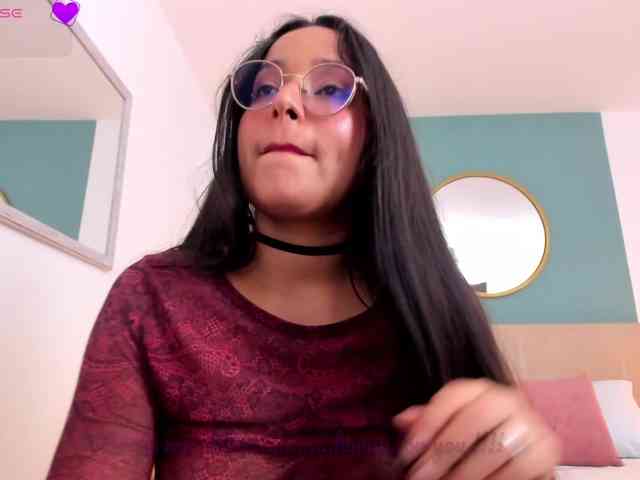 lucy-blue28 webcam