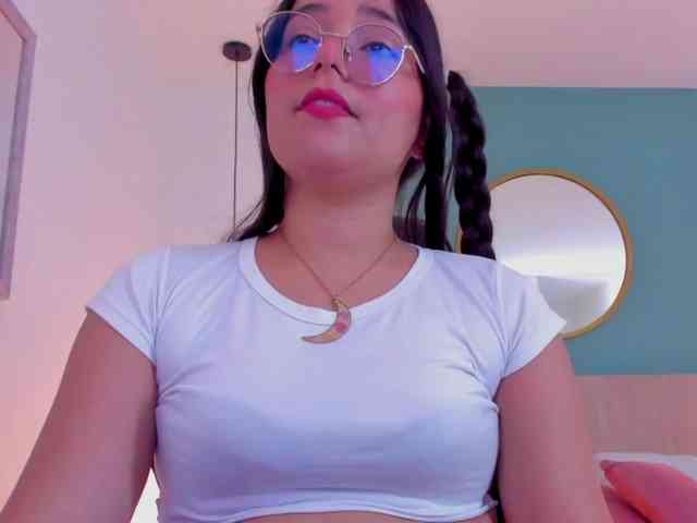 lucy-blue28