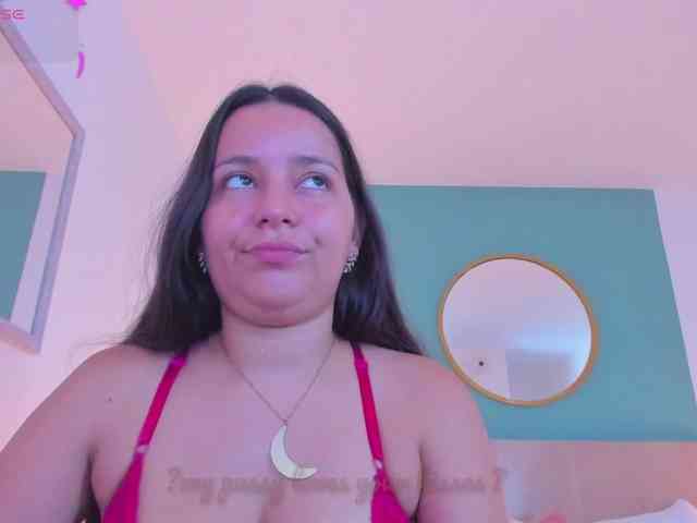 lucy-blue28 webcam