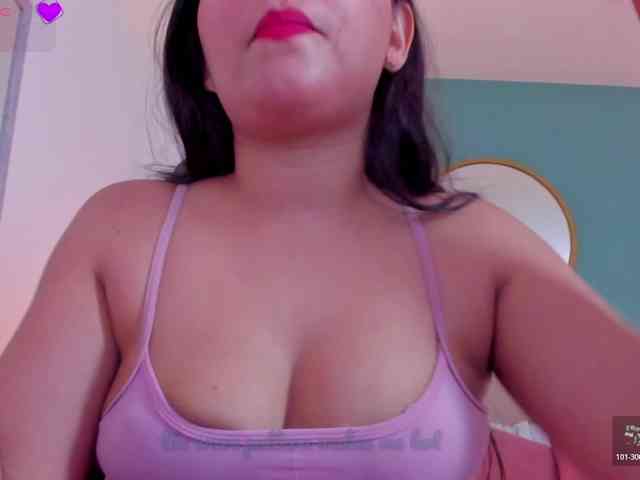 lucy-blue28 webcam