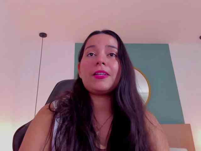 lucy-blue28 webcam