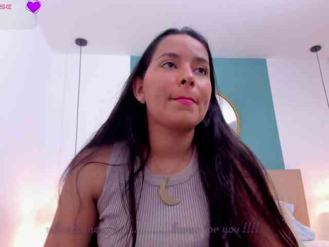 lucy-blue28 webcam