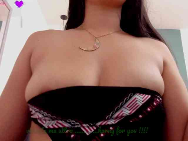 lucy-blue28 webcam