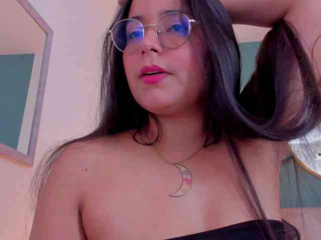 lucy-blue28