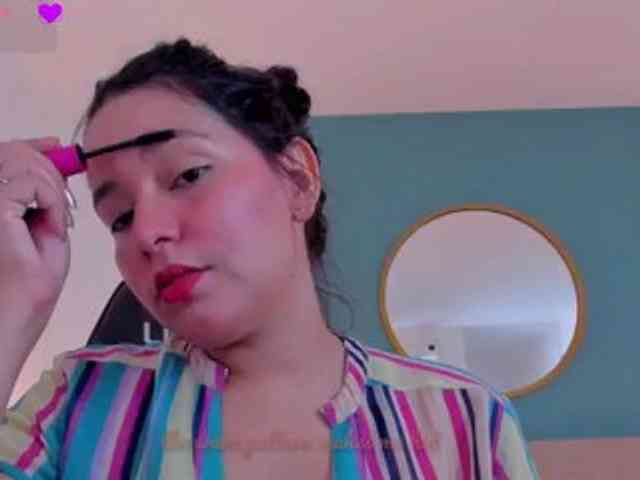 lucy-blue28 webcam