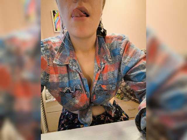Sarah-Jane live cam on BongaCams