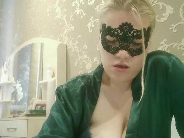 Sarah-Jane live cam on BongaCams