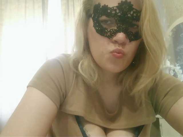 Sarah-Jane Live Cam on BongaCams