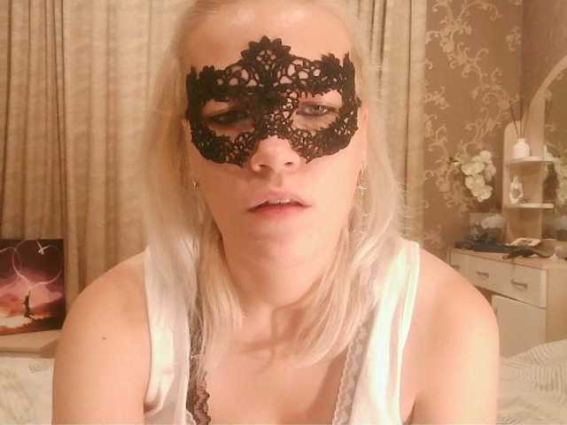 Sarah-Jane live cam on BongaCams